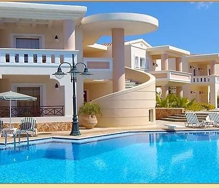 Sissy Village All Suite Hotel Kounoupidhiana Room photo
