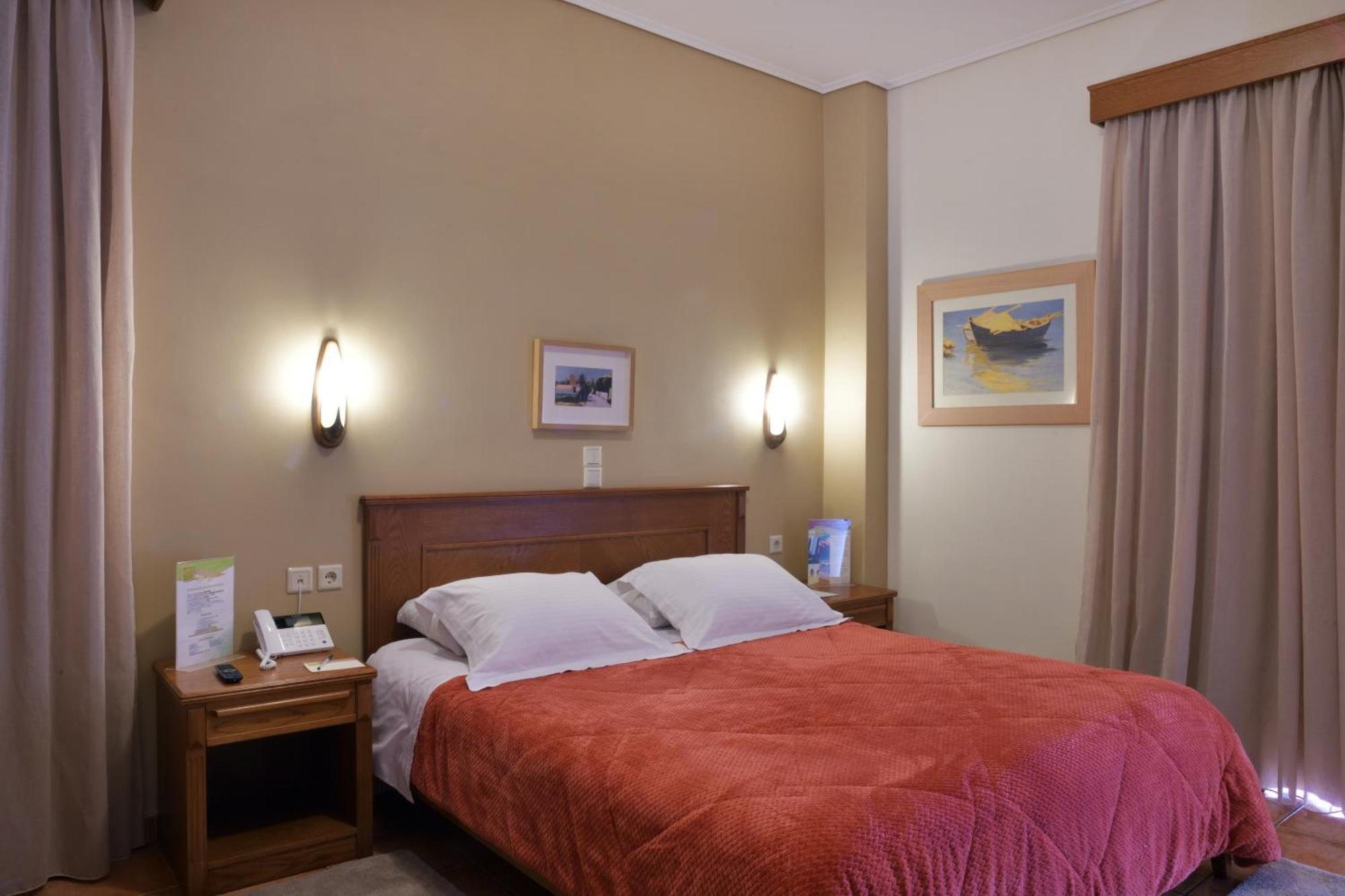 Sissy Village All Suite Hotel Kounoupidhiana Exterior photo